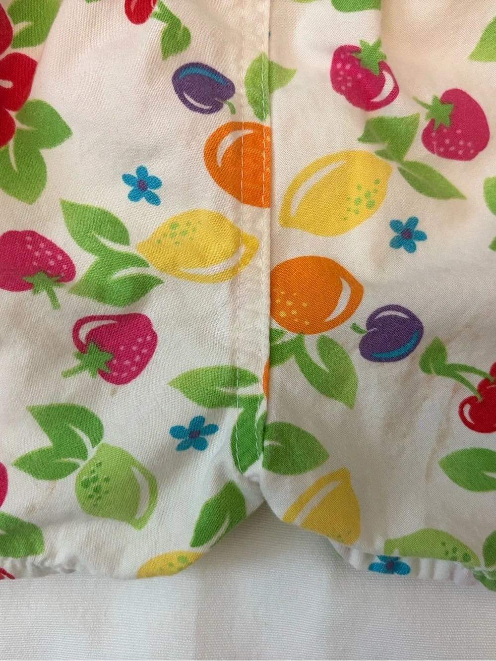 VINTAGE OSHKOSH B’GOSH FRUIT FLORAL SHORTS SIZE 2T